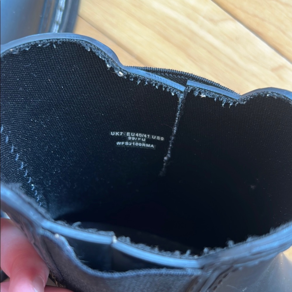 Hunter refined stitch Chelsea rain Boots - Picture 9 of 11